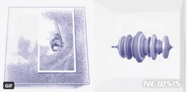 [서울=뉴시스] 지난 12월 31일 IT 팁스터(정보 유출자)인 이샨 아가왈이 트위터를 통해 공개한 '언팩 초청장' 영상(왼쪽)에는 정육면체 모형 안에서 파도를 타는 사람이 등장한다. 마치 카메라 줌으로 당겨 순간 포착한 듯한 모습이 다. 오른쪽 영상에는 3차원(3D)으로 표현된 원들이 역동적인 파장을 만들어내는데, 액티브 노이즈 캔슬링(AMC) 기능 등 음질이 개선된 무선이어폰 신제품 '갤럭시버즈 프로'를 예고하는 것으로 보인다. (출처=갤럭시 언팩 티저 추정 영상 캡쳐(출처=이샨 아가왈 트위터)