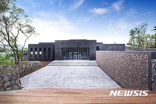 【제주=뉴시스】제주도립 김창열미술관.  (사진= 제주도청 제공). photo@newsis.com