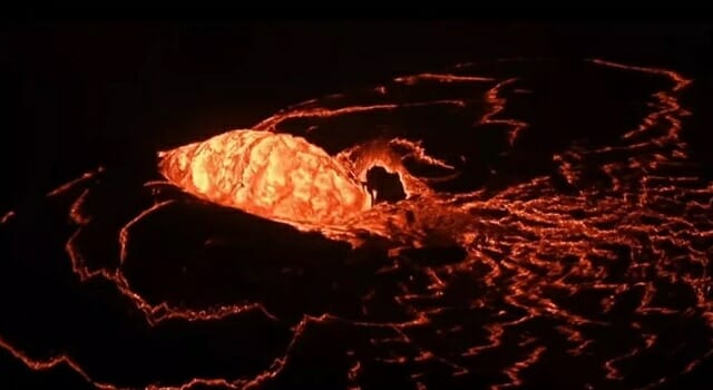 하와이섬의 킬라우에아 화산에서 용암 분출이 계속되는 영상이 공개됐다. (사진=유튜브 캡쳐)