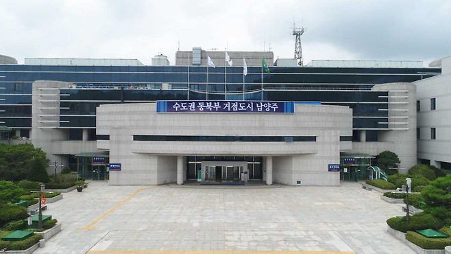 남양주시(시장 조광한)가 미세먼지 계절관리제를 시행 중인 가운데 배출가스 5등급 노후자동차의 운행을 제한한다고 6일 밝혔다. / 사진제공=남양주시