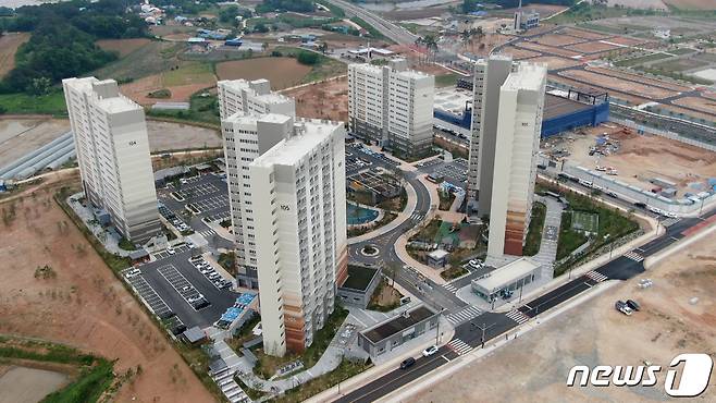 내포신도시 내 예산지역 RM-6블록에 공급하는 LH 전세형 주택.(예산군 제공). © 뉴스1
