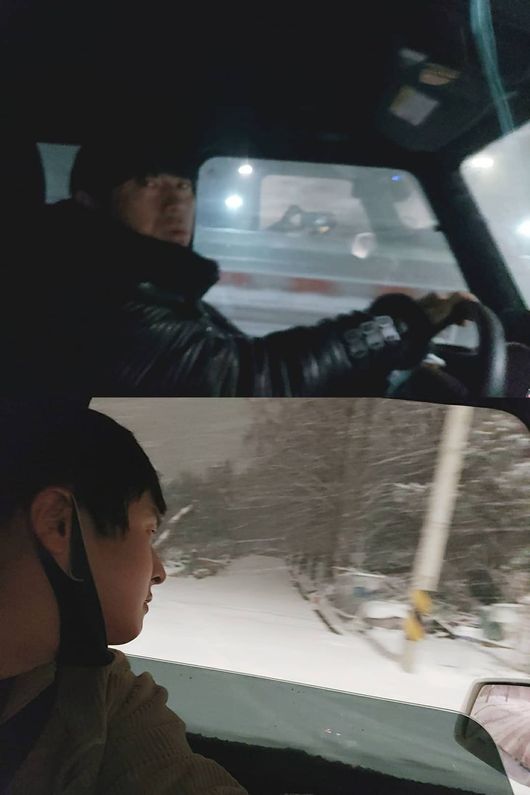 Kian84 and Lee Si-eon enjoyed a happy date.On the afternoon of the 6th, Kian84 posted several self-portraits taken with Lee Si-eon on his personal SNS, saying, It is a testament to running in Mustang.In the photo Lee Si-eon looks at Kian84 while driving; Kian84, with the window down, contemplated looking out into the snowy sky.Especially, model Han Hye-jin who saw this made a comment saying Watch out for driving! And made the fans feel warm.Fans also cheered on Lee Si-eon and Kian84s bromance, leaving comments such as Sung Hoon, Henry Lau, Neral Fighting, and Watch your eyes.Meanwhile, Kian84 is currently appearing on MBC I live alone.kian84 SNS
