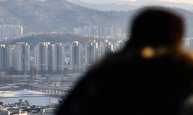 서울 남산에서 바라본 시내 아파트의 모습. 연합뉴스