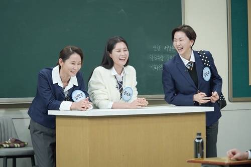 김선영, 문소리, 장윤주 / 사진=JTBC 아는형님 제공