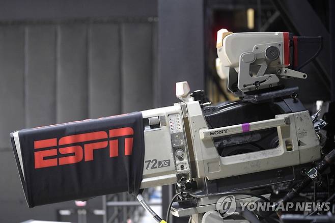 MLB와 중계권 협상을 하는 ESPN의 중계 카메라 [AP=연합뉴스]