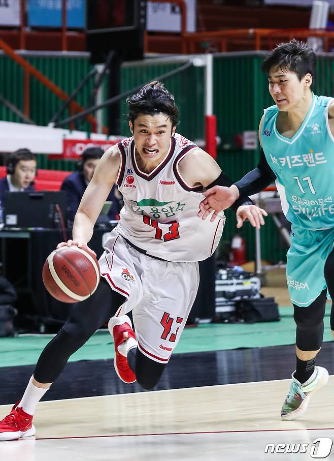 고양 오리온이 이대성의 활약 속 단독 2위로 뛰어올랐다. (KBL 제공)© 뉴스1