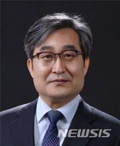 충남대 철학과 이종성 교수