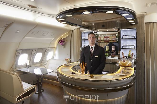 A380 기내 바 라운지