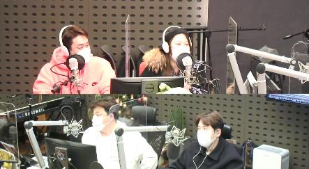 김원효 심진화가 KBS 쿨FM '윤정수 남창희의 미스터라디오'에서 게스트로 활약했다. 보이는 라디오 캡처