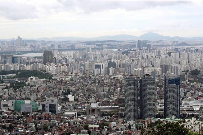 서울 남산에서 바라본 서울 시내 아파트단지 모습.  [매경DB]
