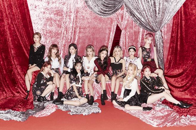 오프더레코드, 스윙엔터테인먼트 제공