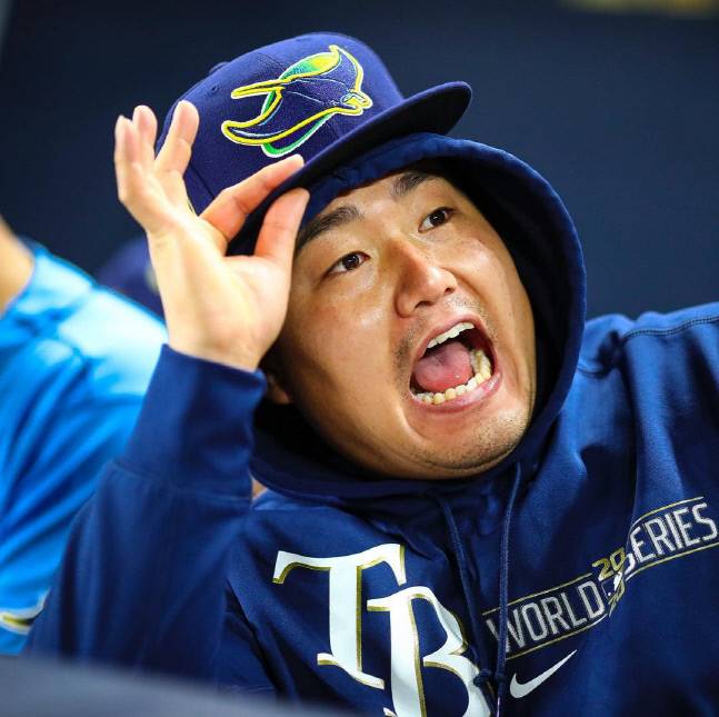 탬파베이 최지만이 오는 16일까지 연봉협상을 벌인다.  출처|MLB 공식 SNS