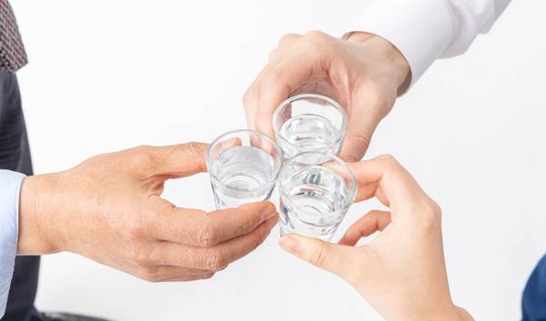 하루에 술 한 잔만 마셔도 심방세동 위험이 높아진다는 연구 결과가 나왔다./사진=클립아트코리아