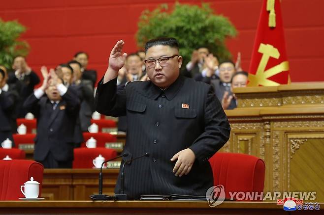 제8차 노동당 대회 폐막 (평양=조선중앙통신) 김정은 노동당 총비서가 13일 8차 당대회를 마무리하며 군사력 강화에 대한 의지를 다시 드러냈다.      조선중앙통신은 13일 전날 김정은 총비서가 결론에서 "핵전쟁 억제력을 보다 강화하면서 최강의 군사력을 키우는데 모든 것을 다해야 한다"고 말했다고 전했다.     지난 5일 개회한 당대회는 12일까지 총 8일간의 일정을 끝으로 마무리됐다. 2021.1.13       [국내에서만 사용가능. 재배포 금지. For Use Only in the Republic of Korea. No Redistribution] photo@yna.co.kr