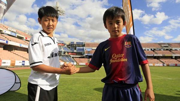 발렌시아 유스와 바르셀로나 유스를 대표했던 이강인과 구보