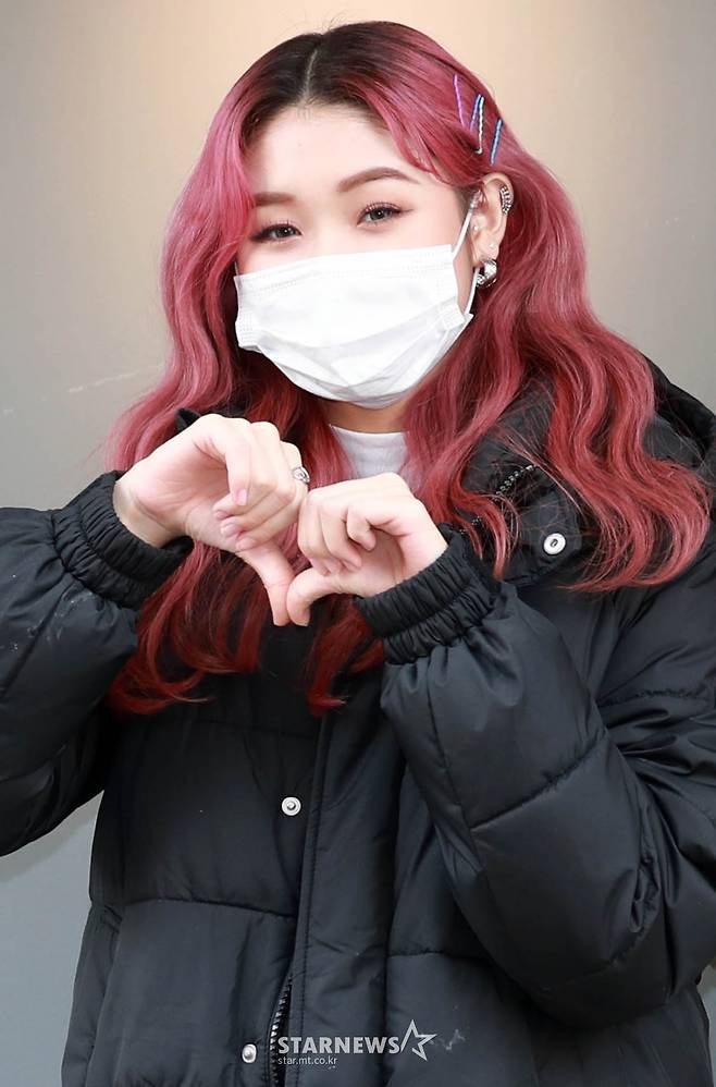 시크릿넘버 데니스 '머리핀이 포인트!' [★포토]