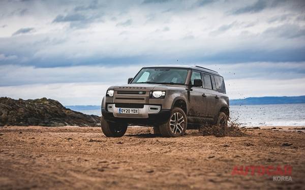 전환 가능한 샌드 모드는 해변에서 추진력을 유지해 재밌게 장난치며 놀 수 있게 해준다