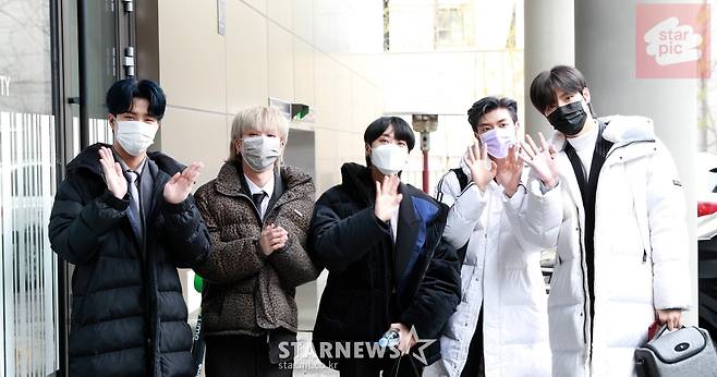 원위 '영상통화로 만나요!' [영상]