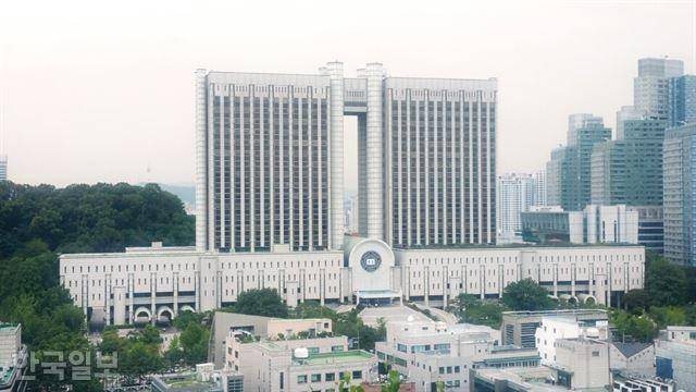 서울법원종합청사 전경. 한국일보 자료사진