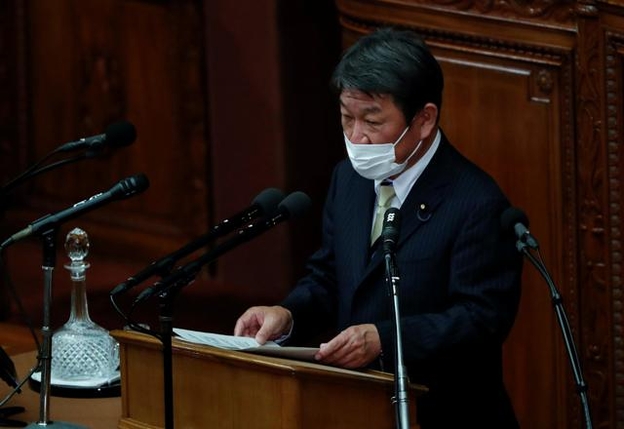 모테기 도시미쓰 일본 외무상이 18일 일본 국회에서 외교 연설을 하고 있다. /로이터 연합뉴스