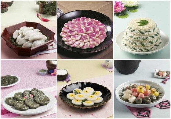 (왼쪽부터 시계 방향으로) 노비송편, 진달래 화전, 느티떡, 오려송편, 국화전, 수취리떡. [떡 박물관 제공]