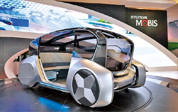 최첨단 모빌리티 기술이 적용된 현대모비스의 미래 콘셉트카 ‘엠비전 S’.  현대모비스  제공