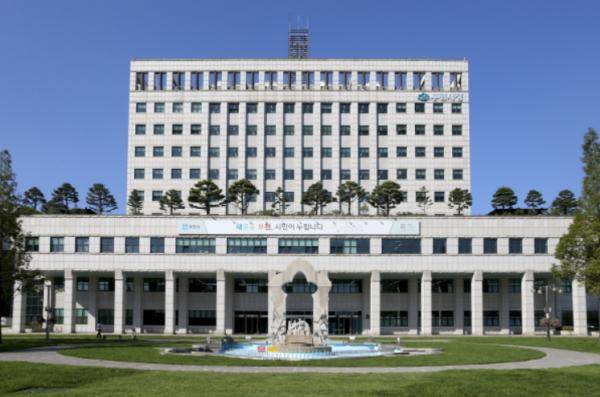 부천시가 2020년 상수도요금으로 부과한 496억원 중 481억원을 징수하며 97.04%의 징수율을 기록했다. 2018년 96.3%, 2019년 96.6%에 이은 최고치다. / 사진제공=부천시