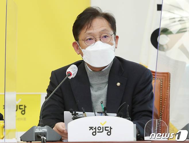배진교 정의당 의원. 2021.1.19/뉴스1 © News1 박세연 기자