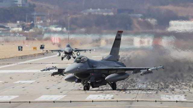 평택 주한미공군 오산기지의 미 공군 F-16 전투기. 평택=연합뉴스