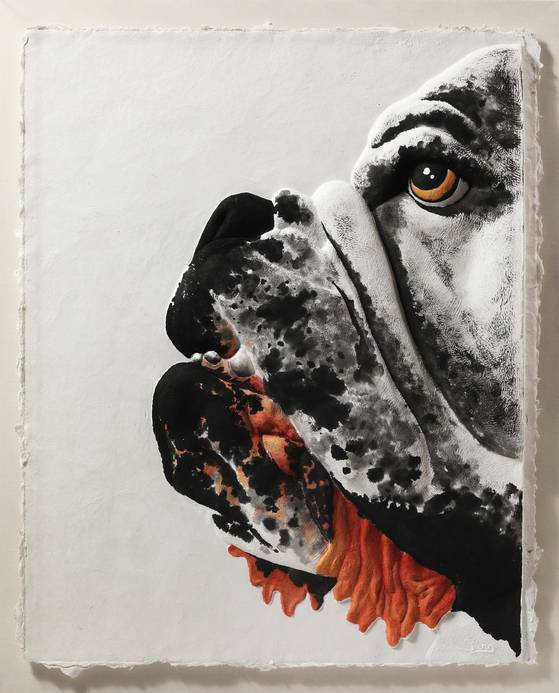 Some of the other works by Joo which center on the theme of stray dogs. [PARK SANG-MOON]