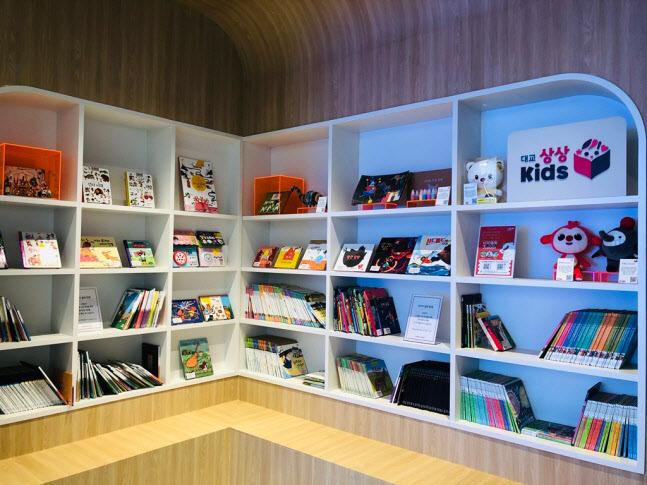 경기 안성스타필드 컬쳐클럽 상상Kids 그림책 도서관 전경. (사진=대교)