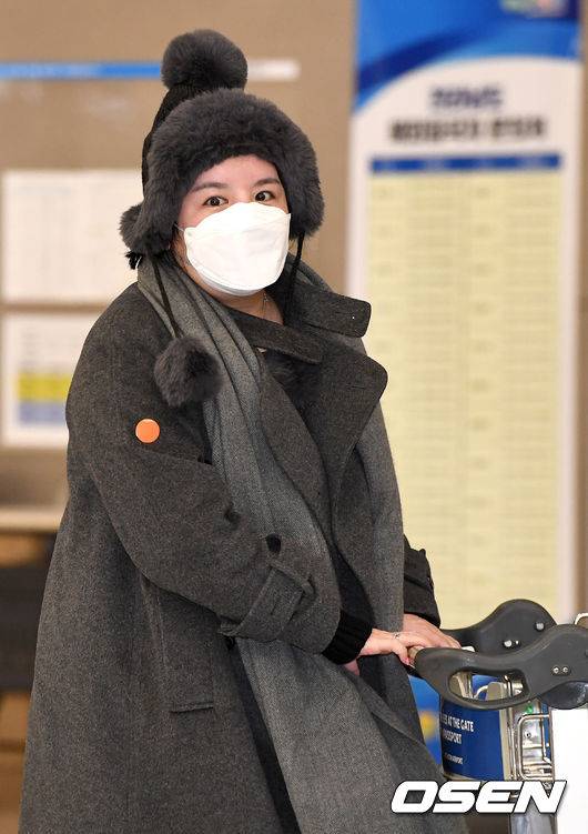 [OSEN=인천공항, 최규한 기자]에이미가 입국장으로 들어서고 있다. / dreamer@osen.co.kr