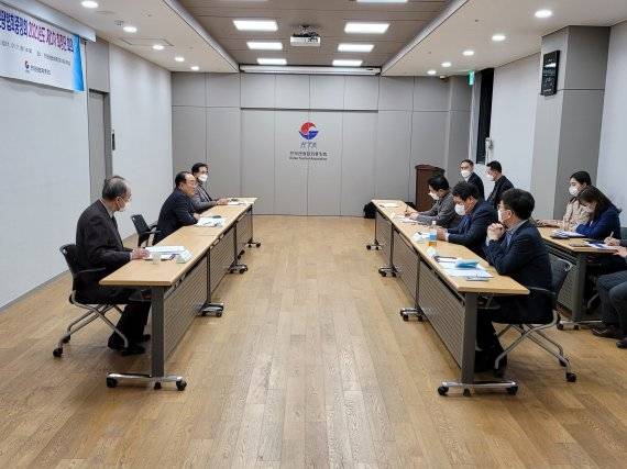 한국관광협회중앙회가 코로나19 1년을 맞아 관광업계 생존을 위한 간담회를 열었다. /사진=한국관광협회중앙회
