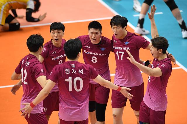 [서울=뉴시스]대한항공 선수단.(사진=한국배구연맹 제공)