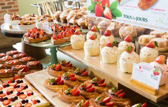 뚜레쥬르 매장 내부 (사진=CJ)