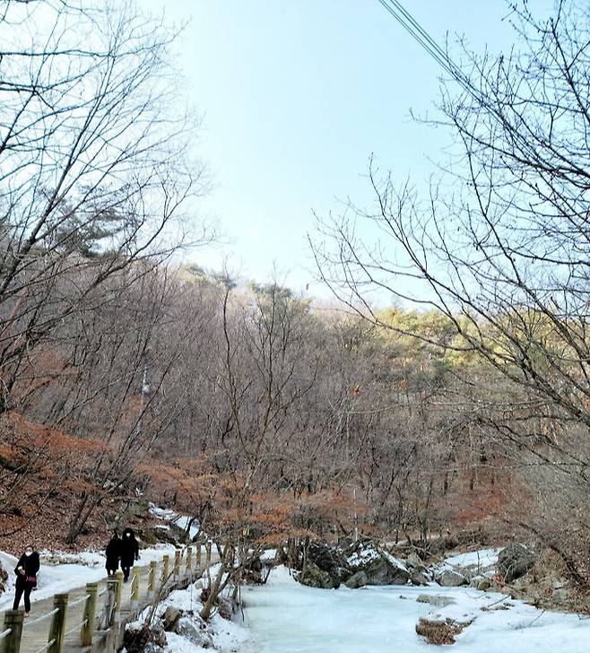 청평사 가는 길 계곡