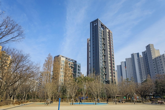 서울 강남구 일원동 ‘디에이치 포레센트’ 전경. /현대건설
