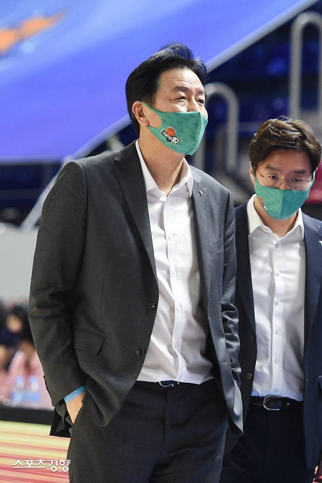 이훈재 하나원큐 감독. WKBL제공