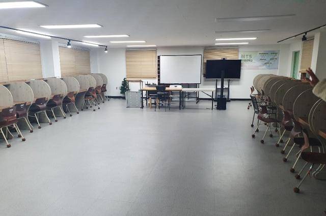 25일 대전 중구 대흥동에 위치한 비인가 기숙형 IEM국제학교 내부 모습. 학생과 교직원 등 100명 이상의 코로나19 확진자가 발생했다. 대전시 제공, 뉴스1