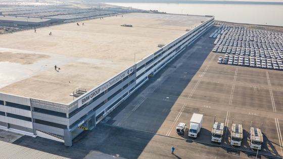 BMW Korea's logistics center in Pyeongtaek, Gyeonggi. [BMW KOREA]