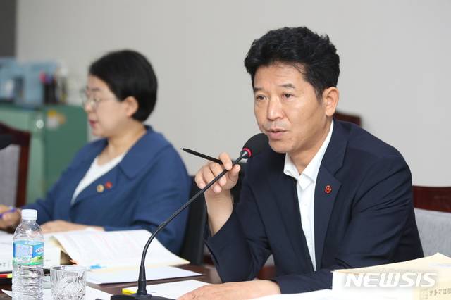 [제주=뉴시스] 송영훈 제주도의회 의원. (사진=뉴시스DB)