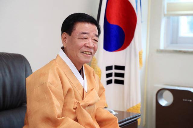 이재근 산청군수는 한국일보와의 신년 인터뷰에서 "그동안 추진해 온 사업 성과들이 차례로 실현될 수 있도록 역량을 집중하겠다"고 밝혔다. 산청군 제공