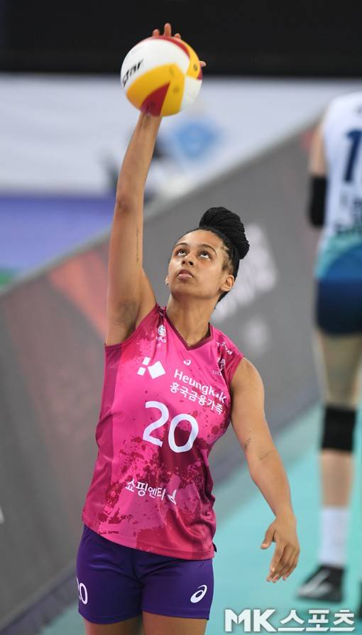 긴 팜로 스파이크..