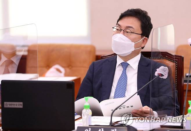 국감 참석한 무소속 이상직 의원 [연합뉴스 자료사진]