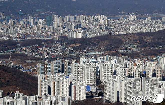 아파트 단지의 모습. 2021.1.24/뉴스1 © News1 김진환 기자