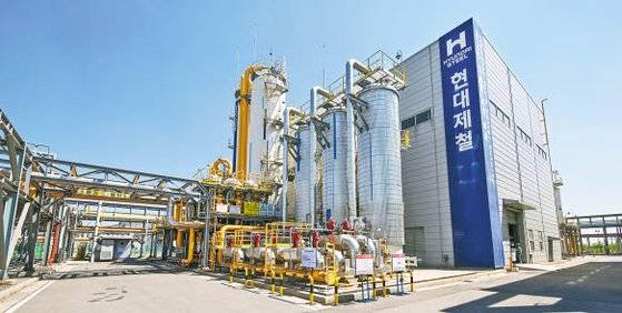 현대제철의 신성장 동력으로 주목받는 수소공장 전경. 2014년 짓기 시작해 2016년 1월에 상업생산에 돌입했다. [사진 현대제철]
