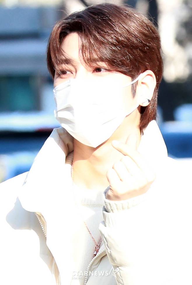 한결 '마스크 뚫고 나오는 조각미남' [★포토]