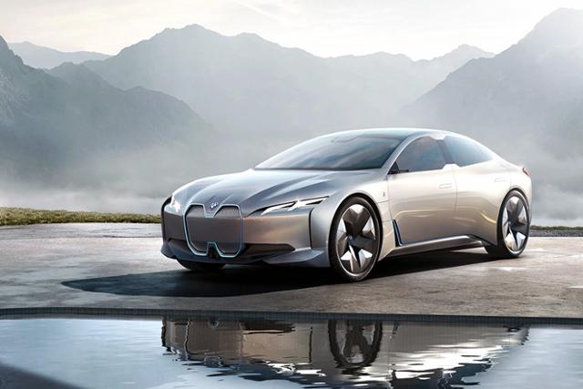 BMW가 미래 경쟁력 확보를 위해 내연기관 라인업 정리 등의 효율성 개선에 집중한다고 밝혔다.