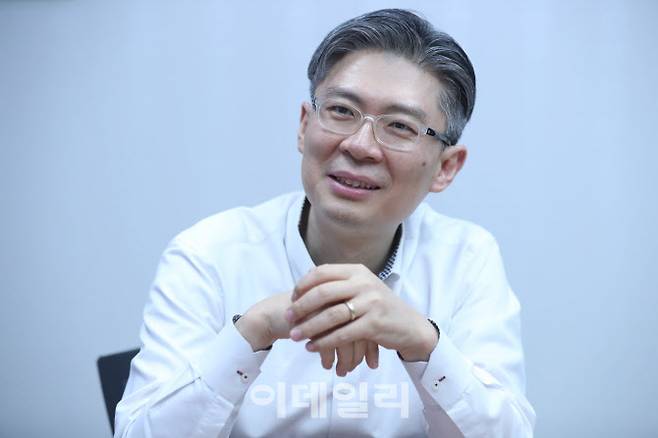 조정훈 시대전환 의원이 2일 국회 의원회관에서 이데일리와 인터뷰하고있다. (사진=노진환 기자)