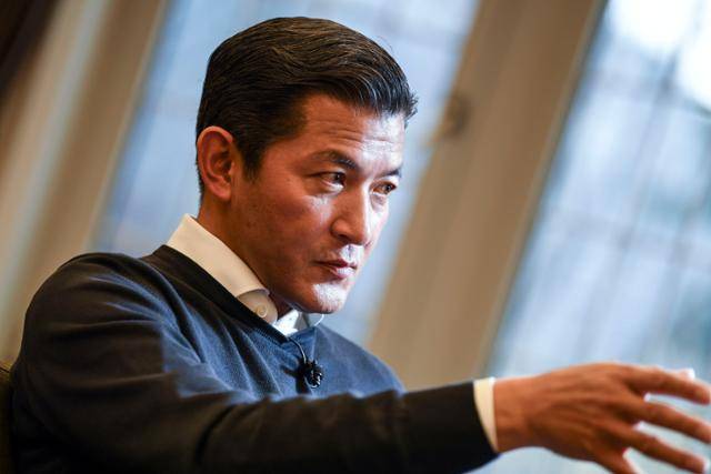 그는 “상대는 절대악으로 상정해두고 싸우는 정치가 그때도 싫고, 지금도 마찬가지”라고 말했다. 이한호 기자